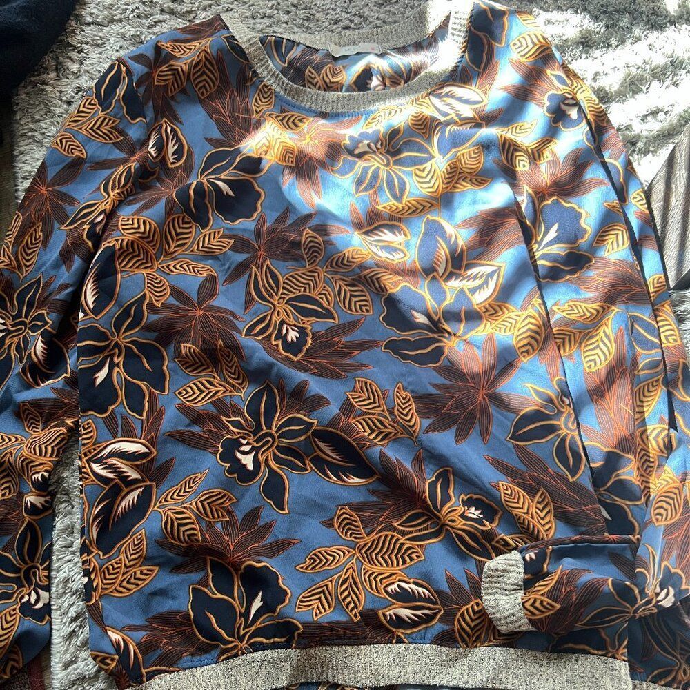 Le Lis medium floral top